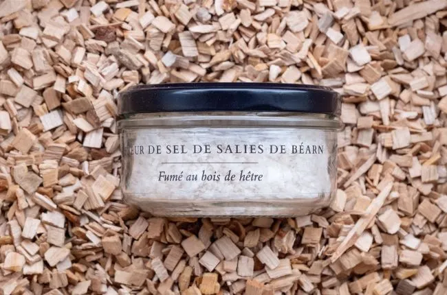 Fleur de sel de Salies de Béarn fumée au bois de hêtre